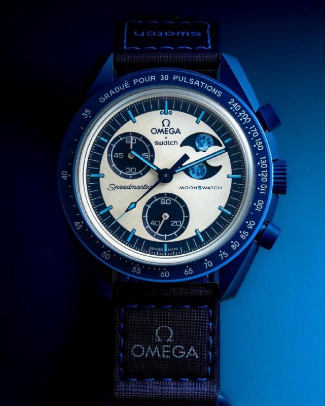 Omega x Swatch Super Blue Moon MoonSwatch - Mission to the Moon
